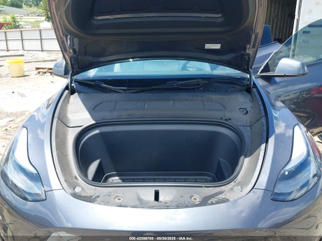2023 TESLA MODEL Y 7SAYGDEE6PF892439 Photo 9