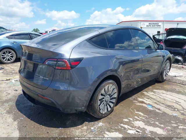 2023 TESLA MODEL Y 7SAYGDEE6PF892439 Photo 3