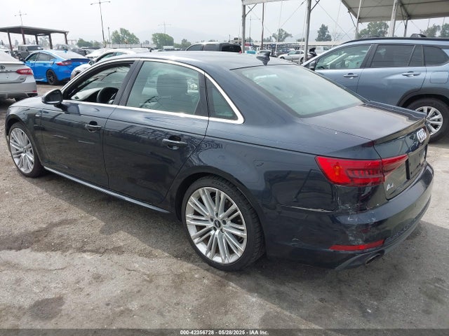 2017 AUDI A4 WAUENAF42HN017238 Photo 2