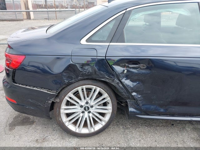 2017 AUDI A4 WAUENAF42HN017238 Photo 5