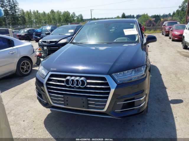 WA1VAAF72HD027809 Audi Q7 3.0t Premium