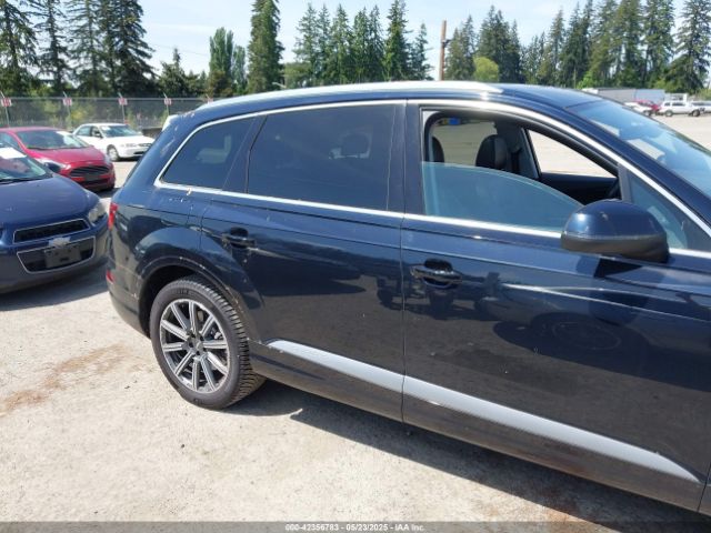 WA1VAAF72HD027809 Audi Q7 3.0t Premium