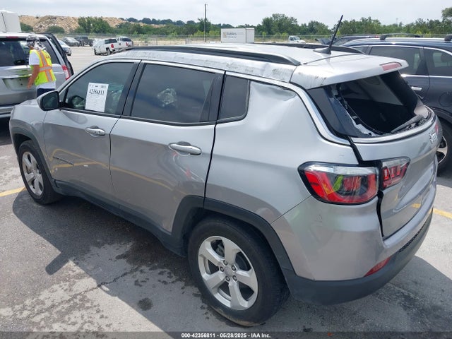 Jeep Compass 2019 3C4NJCBB1KT782429 Image 12