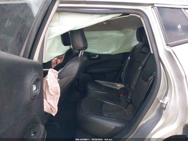 Jeep Compass 2019 3C4NJCBB1KT782429 Image 8