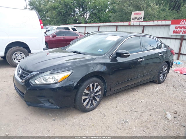 1N4AL3AP7HC194647 Nissan 2017