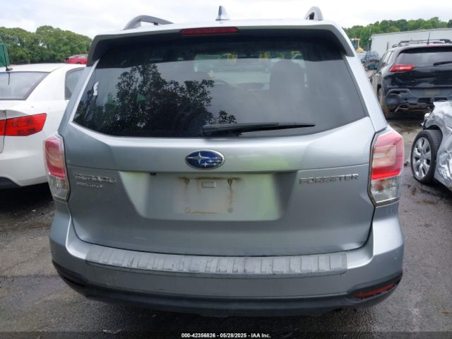 JF2SJAEC0JH469012 Subaru Forester 2.5i Premium