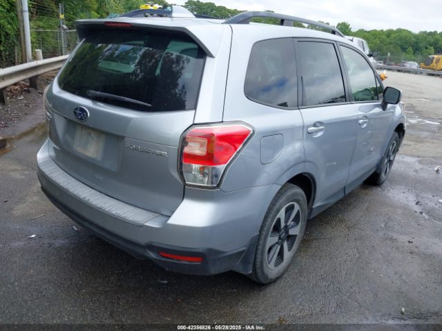 2018 SUBARU FORESTER JF2SJAEC0JH469012 Photo 3