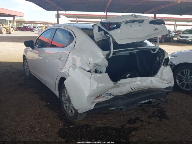 3MYDLBYV4JY314859 Toyota p5v