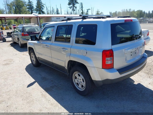 Jeep 2014 2014 1C4NJPBAXED550632 Image 3