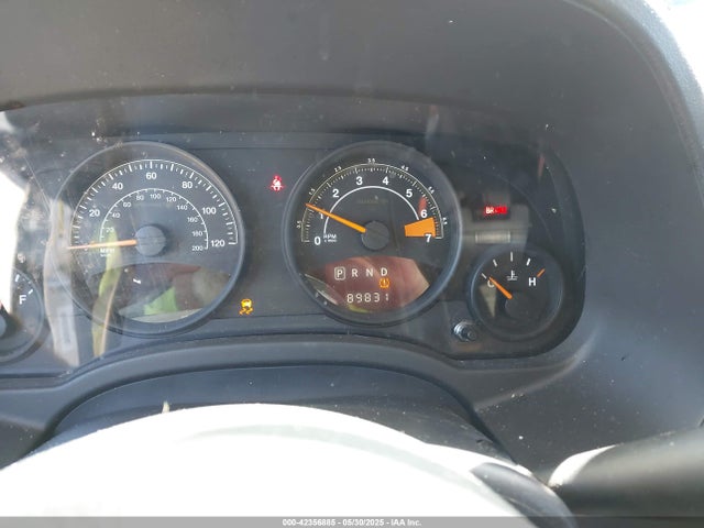 Jeep 2014 2014 1C4NJPBAXED550632 Image 7