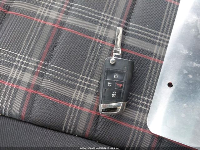 2018 VOLKSWAGEN GOLF GTI 3VW547AU0JM297030 Photo 10