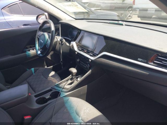 KNDCM3LD1N5546107 KIA Niro Plug-in Hybrid Lxs