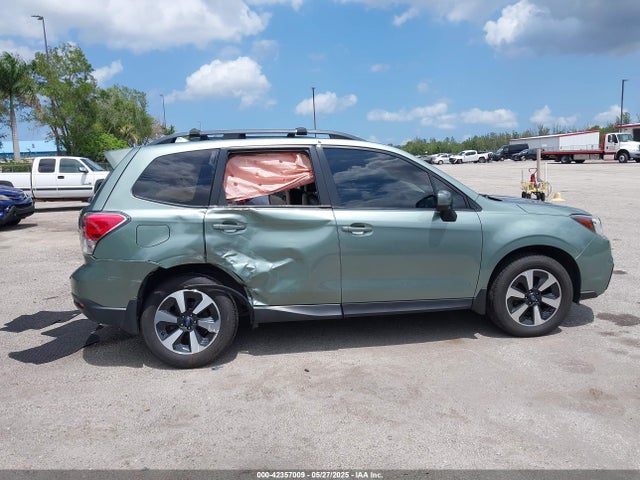 JF2SJAGC1JH597756 Subaru Forester 2.5i Premium