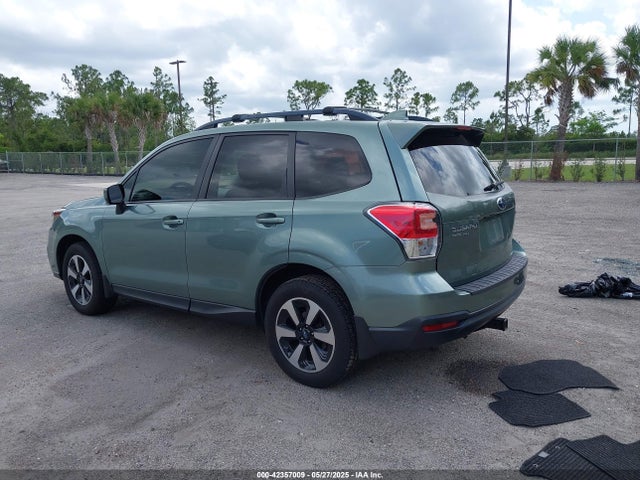 JF2SJAGC1JH597756 Subaru Forester 2.5i Premium