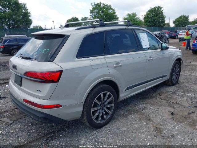 2024 AUDI Q7 WA1LCBF70RD001587 Photo 3