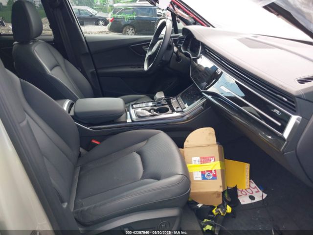 2024 AUDI Q7 WA1LCBF70RD001587 Photo 4
