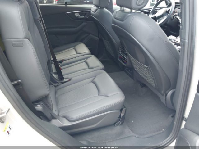 2024 AUDI Q7 WA1LCBF70RD001587 Photo 7