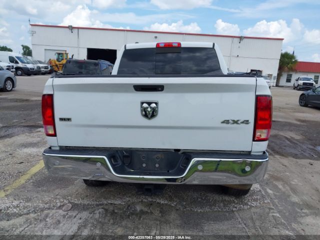 1C6RR7LT6JS331464 RAM 1500 Slt  4x4 5'7 Box