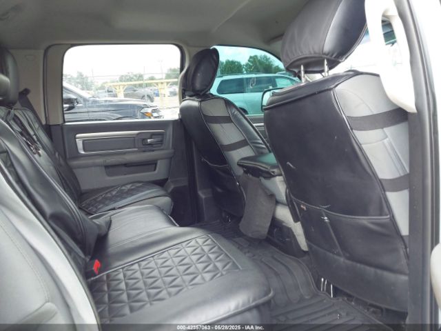 1C6RR7LT6JS331464 RAM 1500 Slt  4x4 5'7 Box