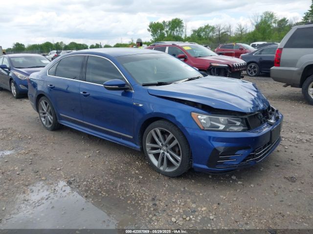 2017 VOLKSWAGEN PASSAT 1VWDT7A37HC031019
