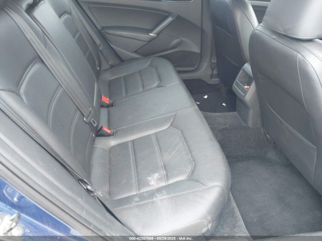 2017 VOLKSWAGEN PASSAT 1VWDT7A37HC031019 Photo 7
