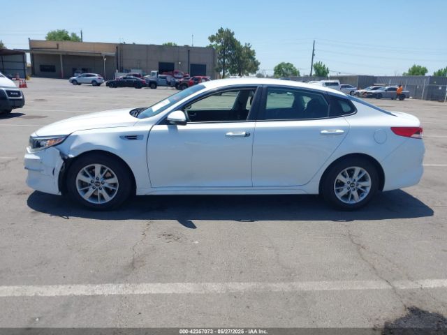 5XXGT4L30HG136559 KIA Optima Lx