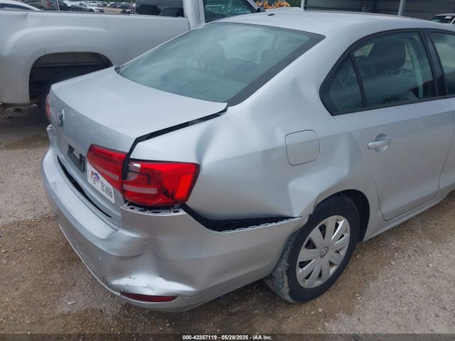 3VW2K7AJ8FM321273 Volkswagen Jetta 2.0l S