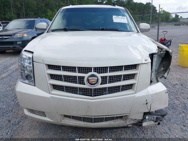 1GYS3CEF4ER116958 Cadillac Escalade Premium