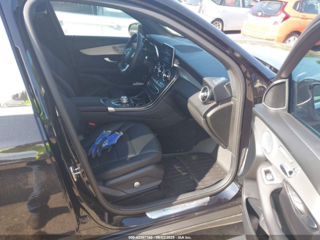 WDC0G4KB5KV185549 Mercedes-Benz Glc 300 4matic
