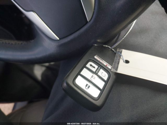 JHMFC1F96JX003957 Honda Civic Touring
