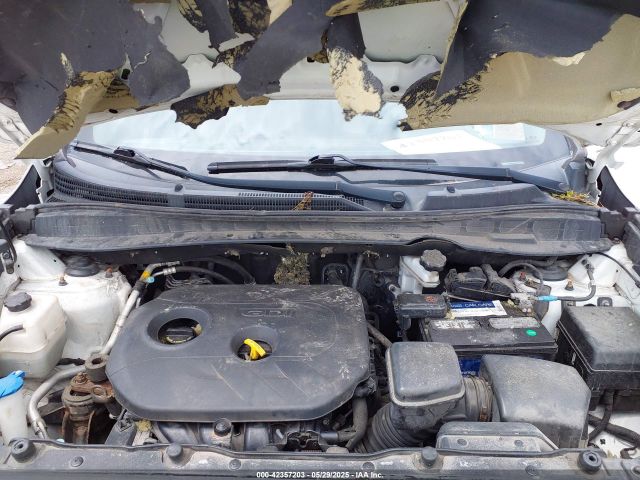 KM8JTCAF7FU953267 Hyundai TUCSON GLS