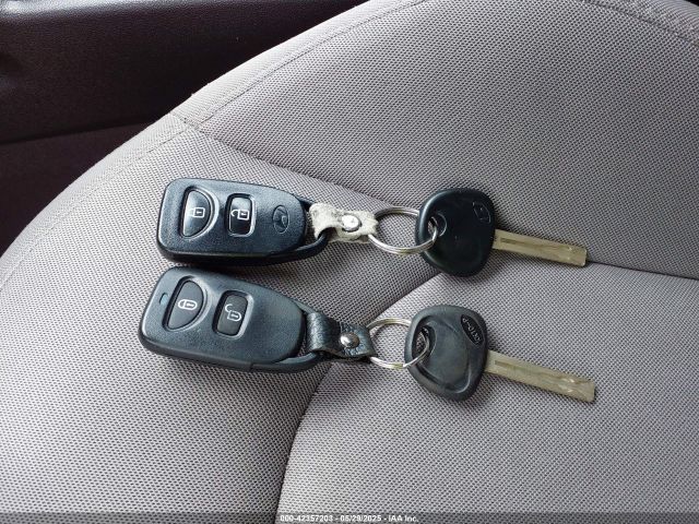 KM8JTCAF7FU953267 Hyundai TUCSON GLS