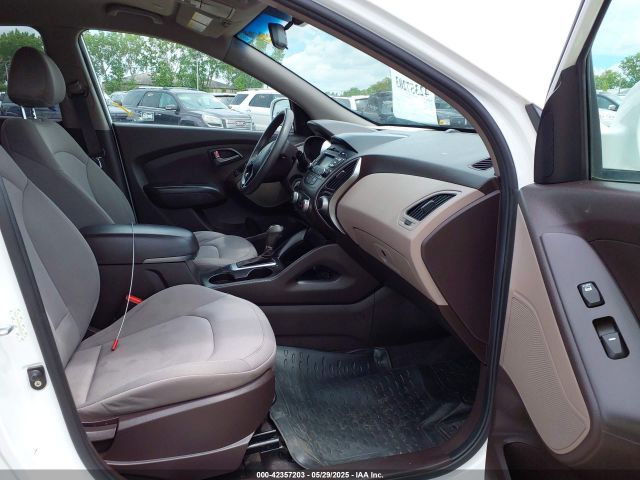 KM8JTCAF7FU953267 Hyundai TUCSON GLS