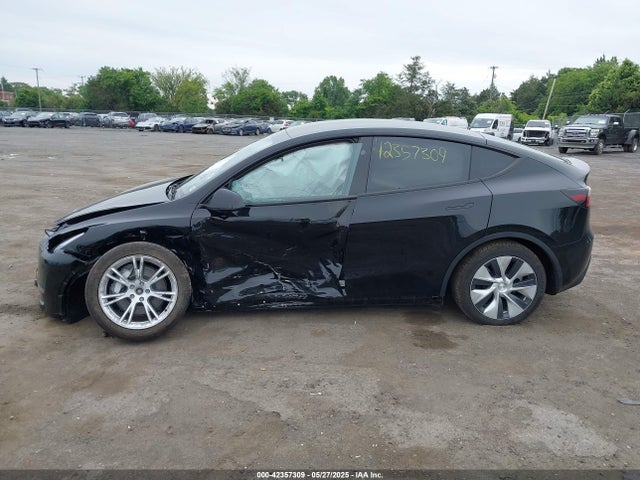 7SAYGDEE7PF874595 Tesla 2023