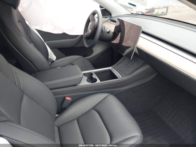 2023 TESLA MODEL Y 7SAYGDEE7PF874595 Photo 4