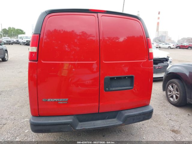 1GCSGAFX9E1137972 Chevrolet Express 1500 Work Van