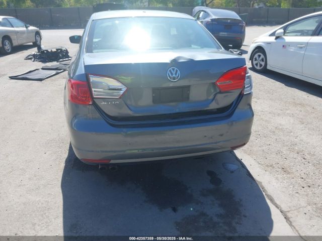 3VW2K7AJ5EM238107 Volkswagen Jetta 2.0l S