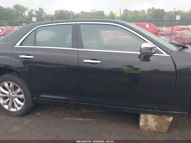 2C3CCAKG3HH607686 Chrysler 300c Awd