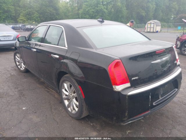 2017 CHRYSLER 300C 2C3CCAKG3HH607686 Photo 2