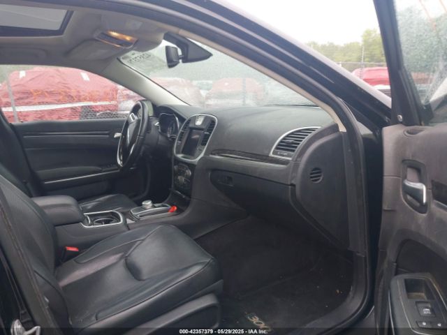 2017 CHRYSLER 300C 2C3CCAKG3HH607686 Photo 4