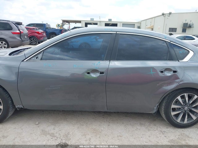 1N4AL3AP3HC156302 Nissan 2017