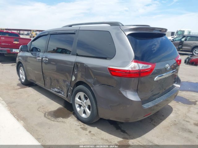 5TDKZ3DC0HS842138 Toyota Sienna Le 8 Passenger