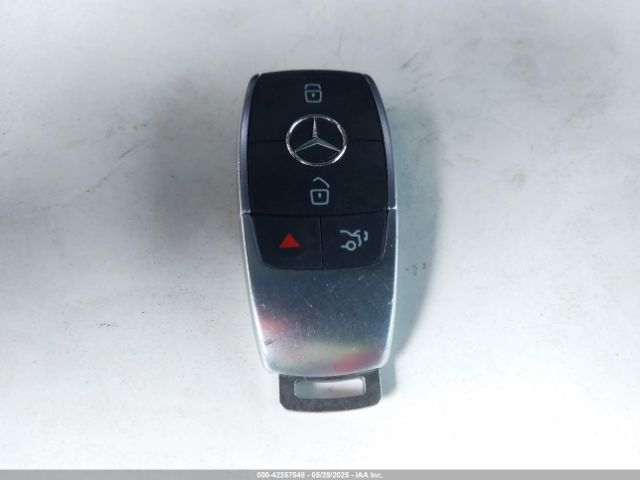 W1K3G4EB9LW044113 Mercedes-Benz m260