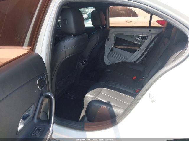 W1K3G4EB9LW044113 Mercedes-Benz m260