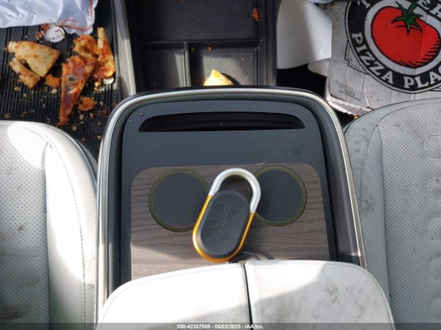 2023 RIVIAN R1T 7FCTGBAAXPN029685 Photo 10
