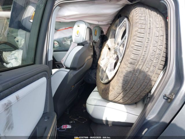 2023 RIVIAN R1T 7FCTGBAAXPN029685 Photo 7