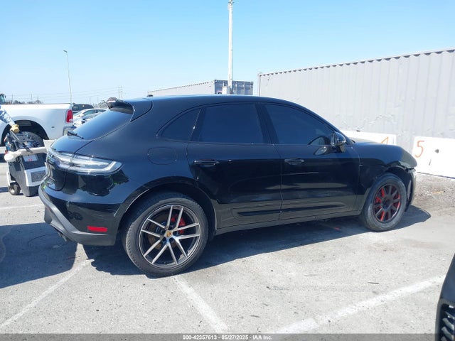 Porsche MACAN S 2022 WP1AG2A59NLB24147 Image 13