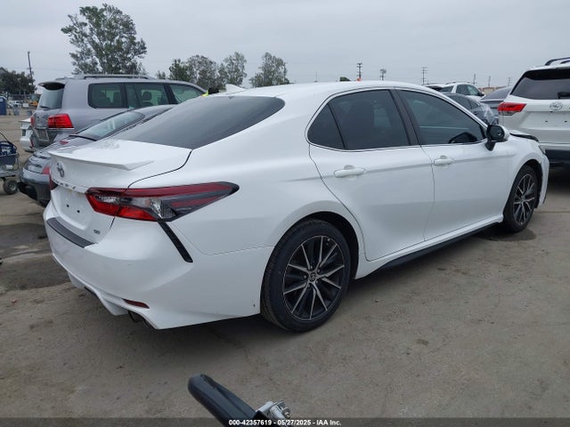 4T1G11AK1NU656303 Toyota Camry Se/se Night Shade