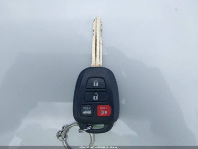 2T1BURHE5FC426203 Toyota COROLLA LE
