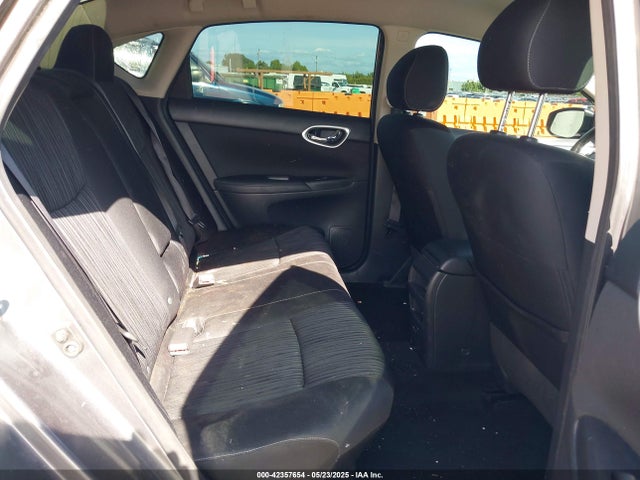 3N1AB7AP5KL612335 Nissan SENTRA SV
